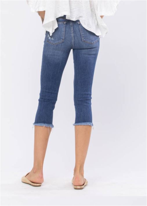 RAW HEM CUFF CAPRI - Judy Blue