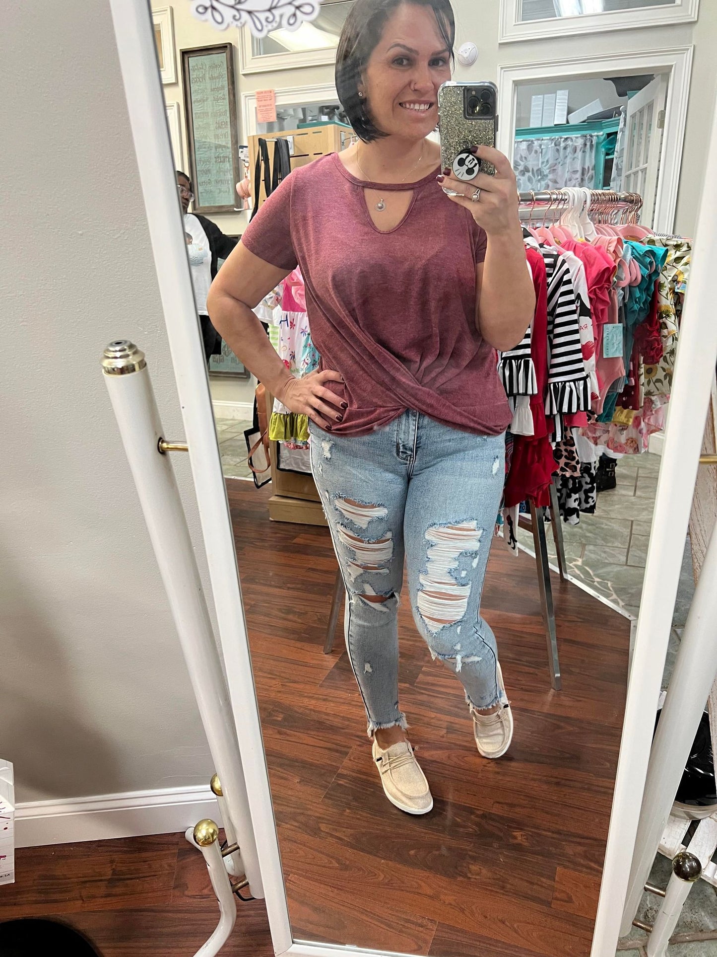 HIGH RISE DESTROYED SHARK HEM SKINNY - Judy Blue