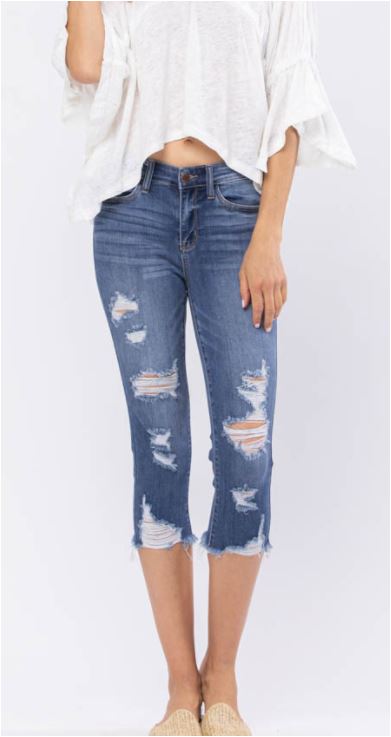 RAW HEM CUFF CAPRI - Judy Blue
