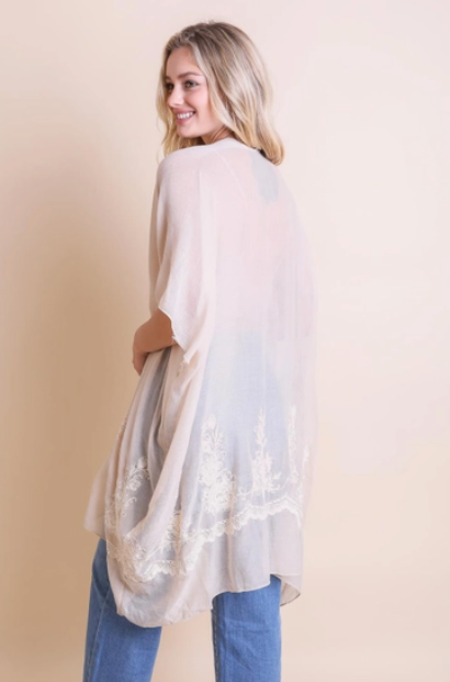Floral Embroidered Stitch Kimono