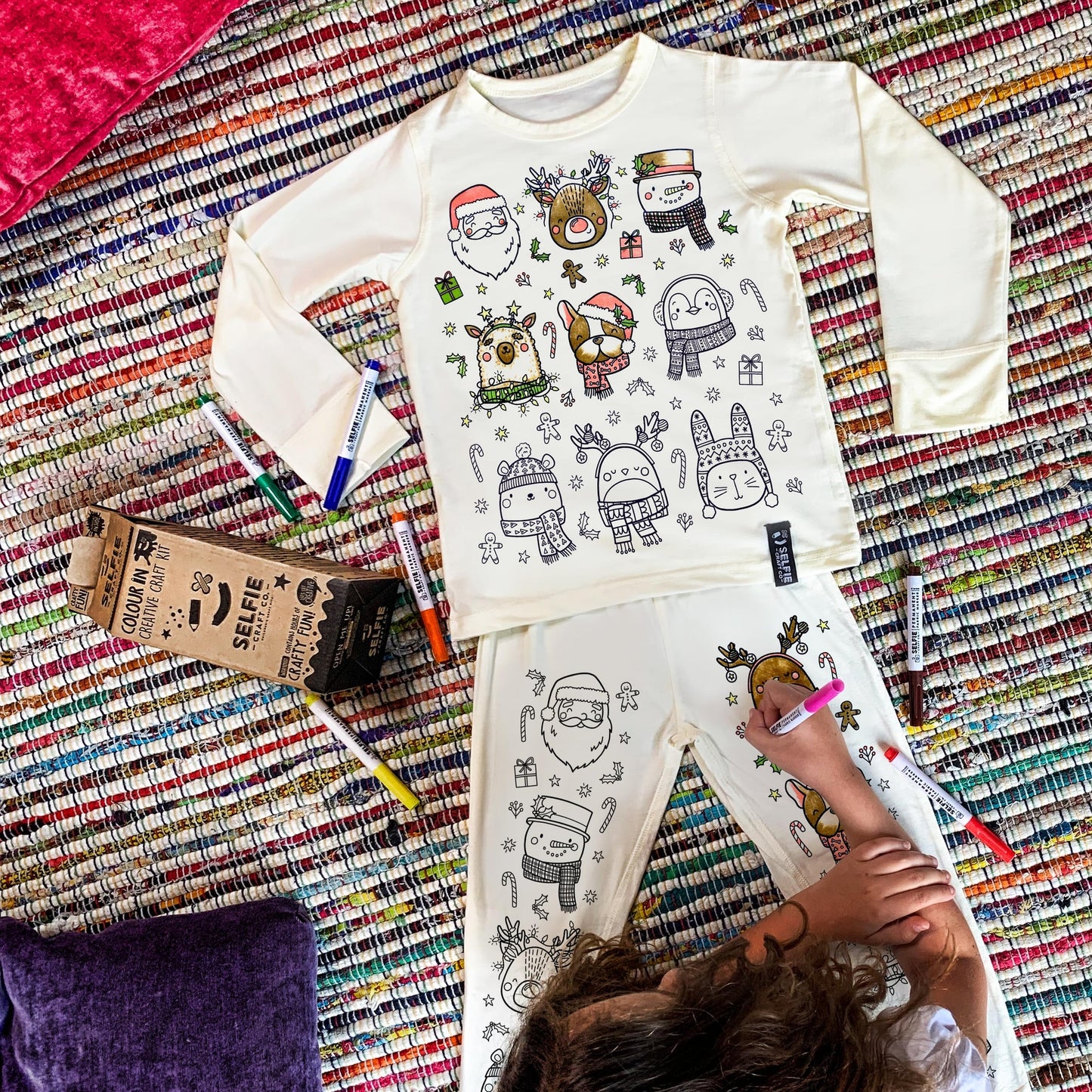 Happy Holidays Colour In Pyjamas